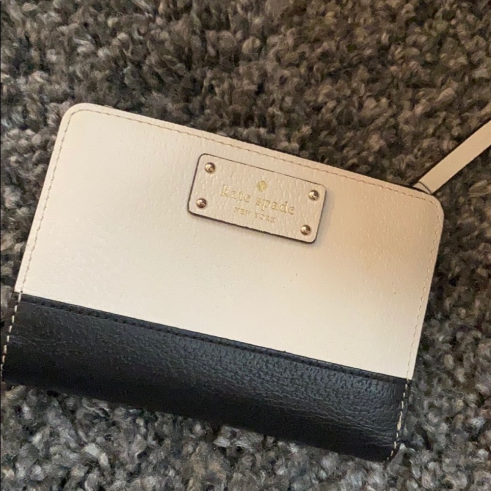 KATE SPADE wallet